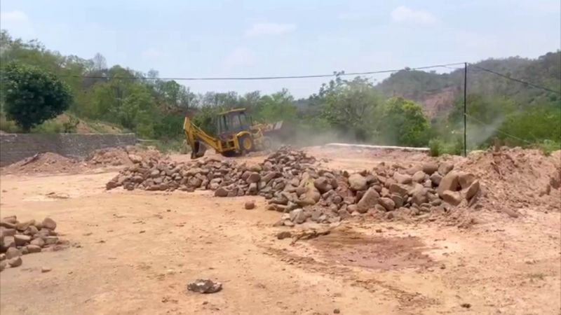 WWICS farmhouse case