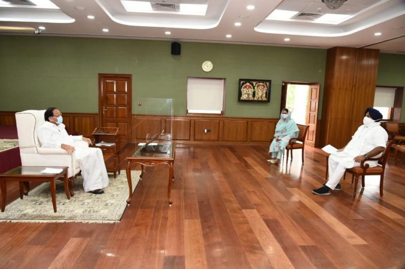 SAD delegation meets Naidu on governance reforms in PU