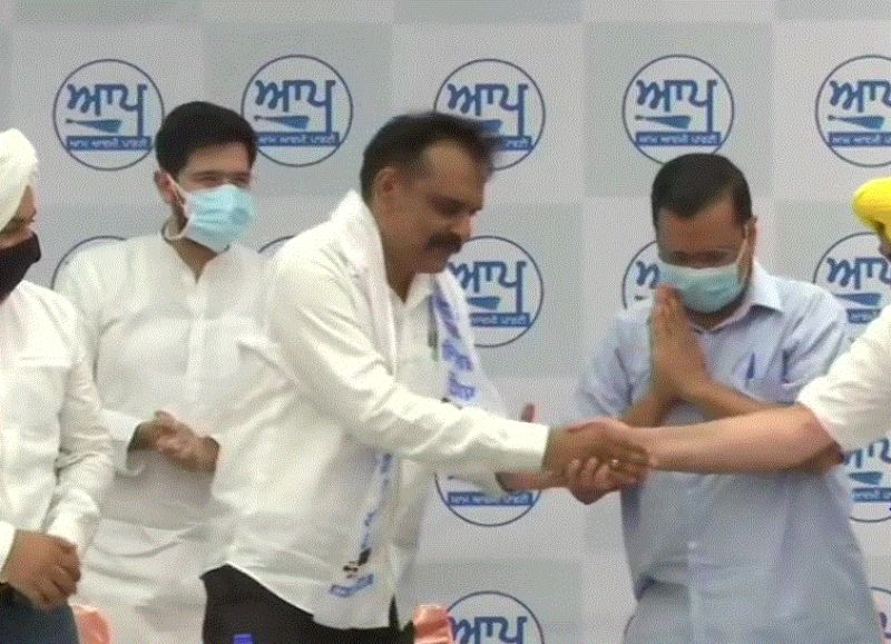 Former IG Kunwar Vijay Pratap join AAP