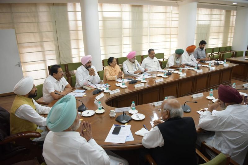 The Chief Minister called an emergency meeting on farmers' issues