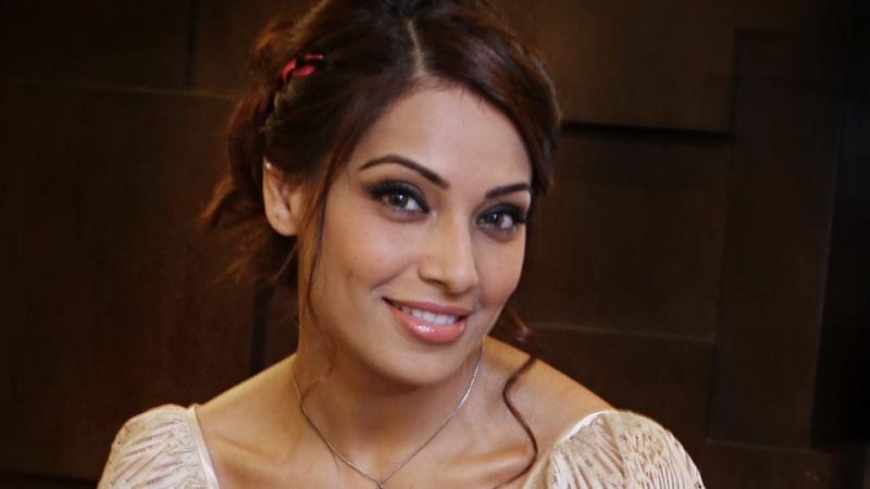Bipasha Basu actress