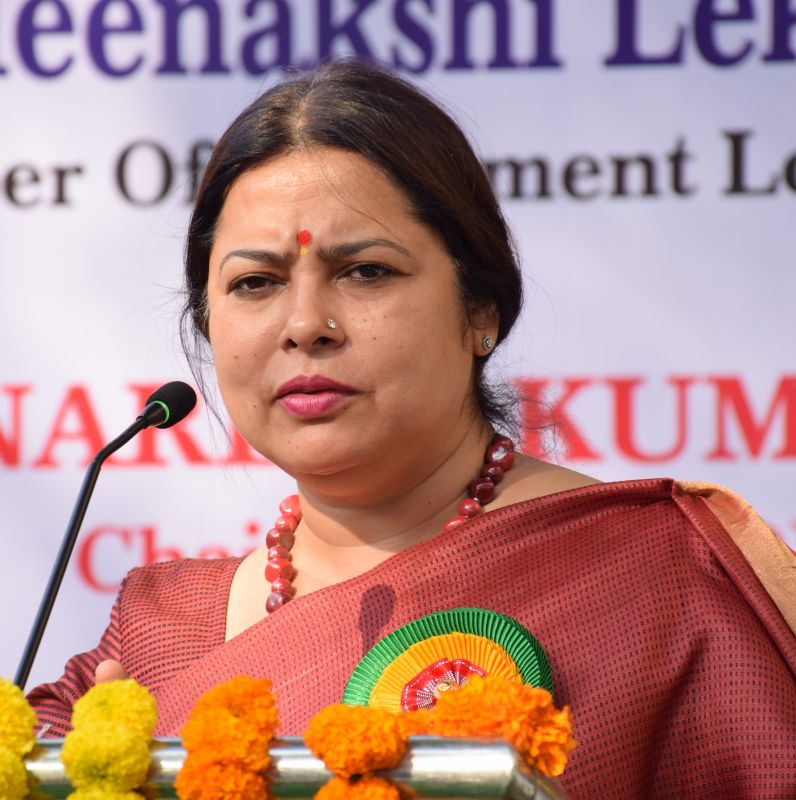 Meenakashi lekhi