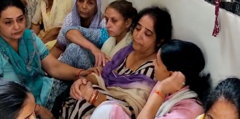 Siblings killed in lightning strike