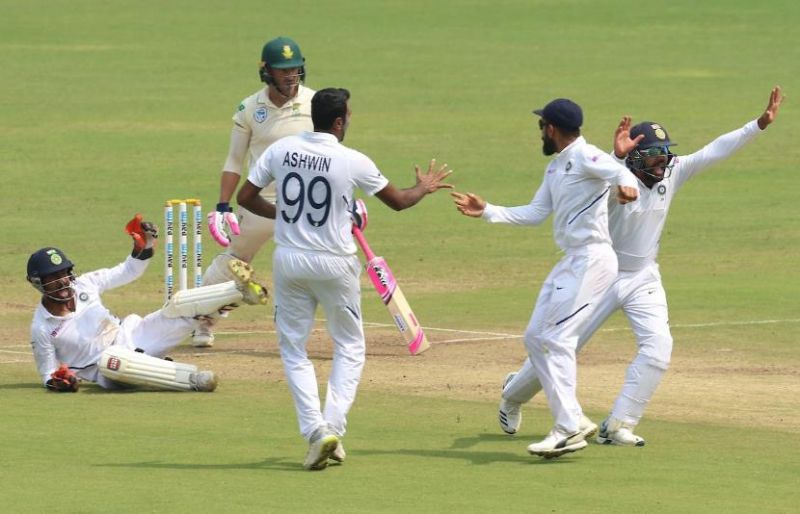 2nd test : India beat South Africa by an innings and 137 runs