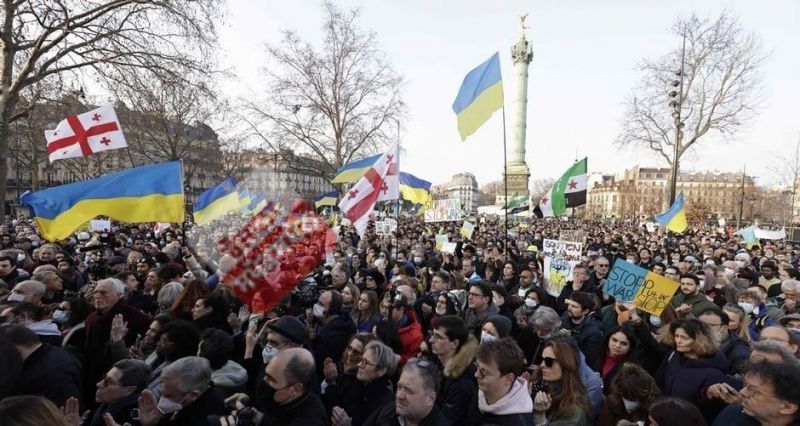 ਰੂਸ-ਯੂਕਰੇਨ ਯੁੱਧ ਦਾ ਵਿਰੋਧ ਕਰਨ ਲਈ ਇਟਲੀ ਵਿਚ ਵੱਡੀ ਗਿਣਤੀ ਵਿਚ ਲੋਕ ਇਕੱਠੇ ਹੋਏ