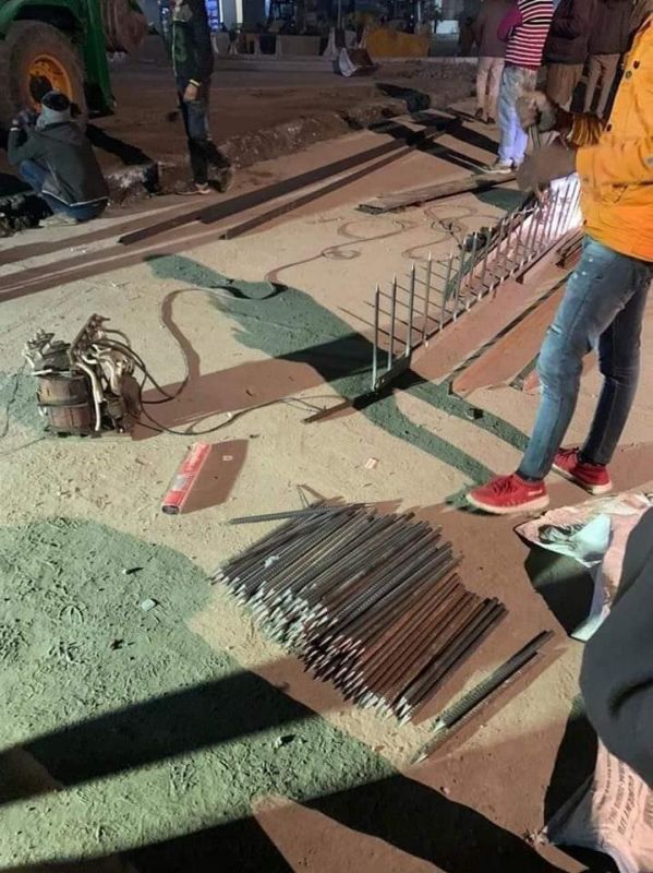 concrete wall on Ghazipur border