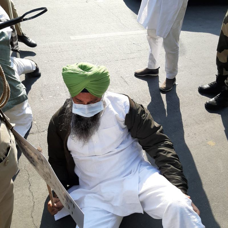  9 MLAs including Harpal Singh Cheema and Jarnail Singh detained by Delhi Police