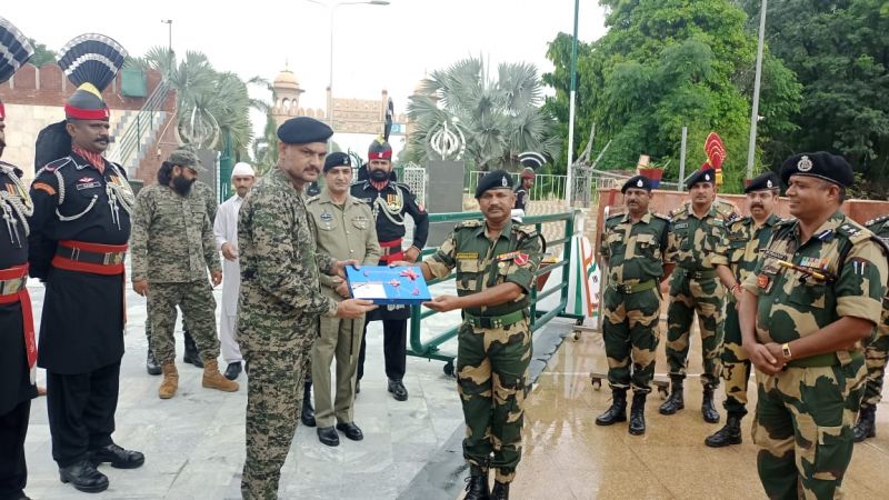 BSF and Pak rangers exchange sweets at International Border