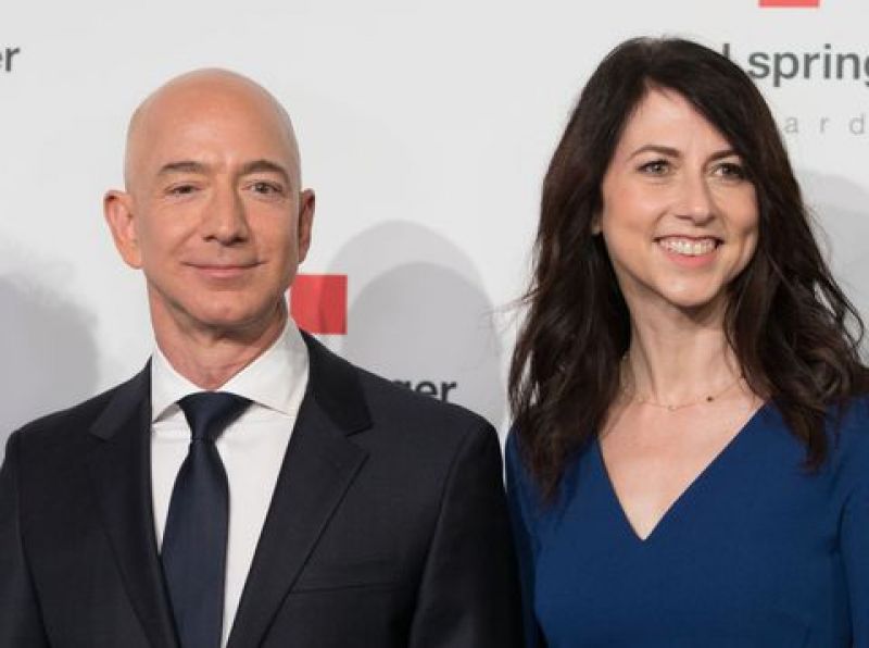 Jeff Bezos and Mackenzie Bezos