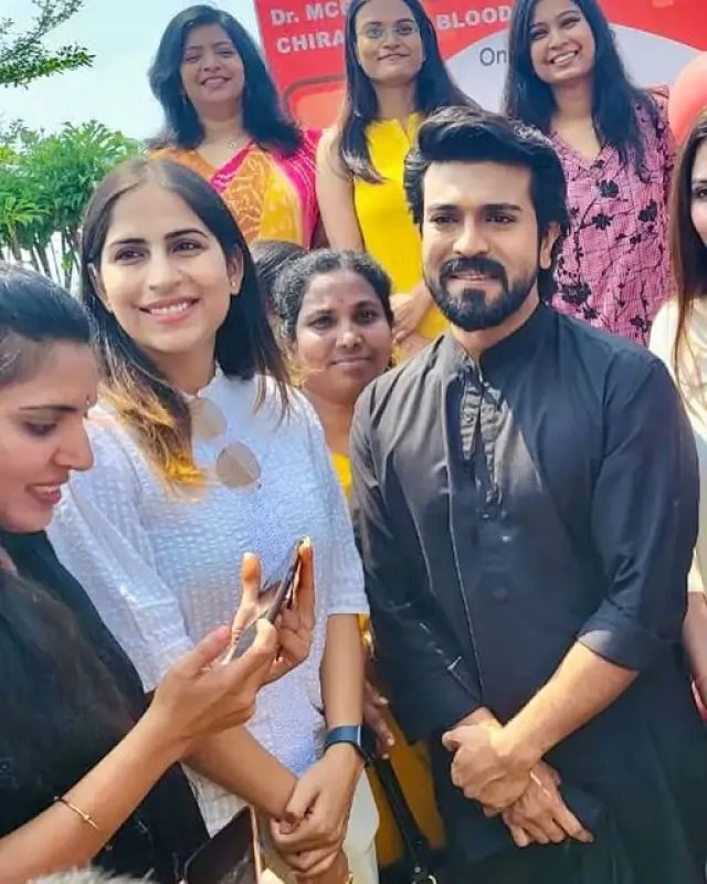 IPS Dr. Jyoti Yadav with actor Ram Charan