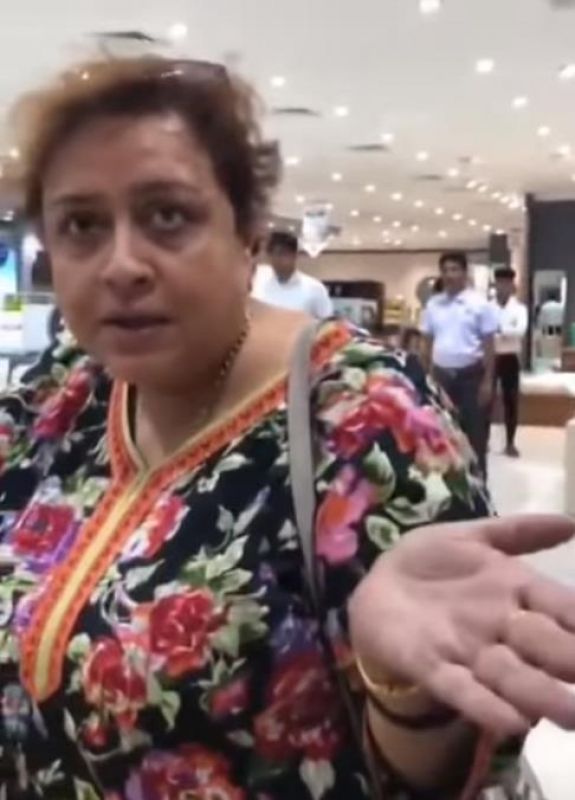 Delhi aunty asks men in restaurant to rape women wearing short dresses
