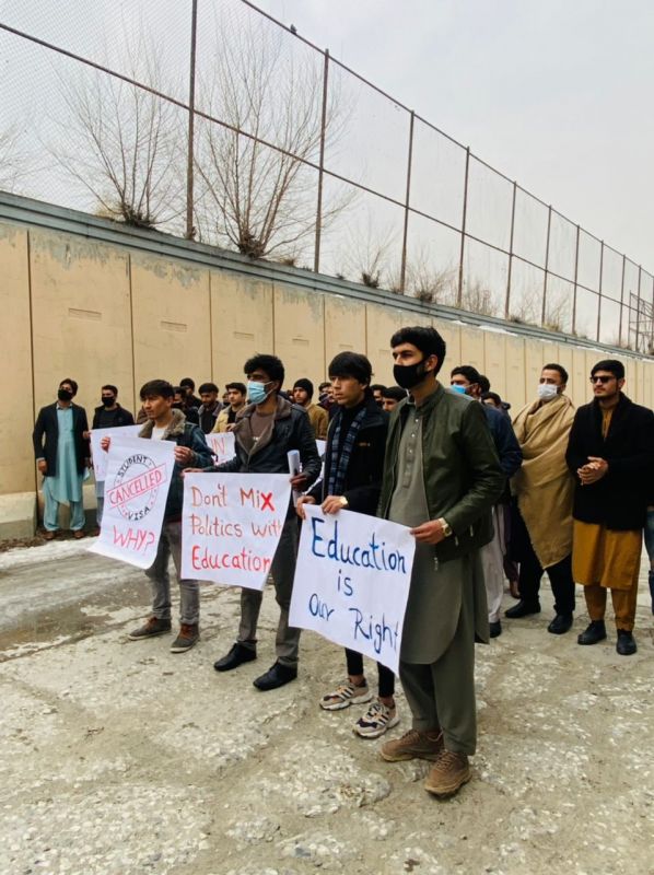  Afghan students protest near Indian embassy in Kabul