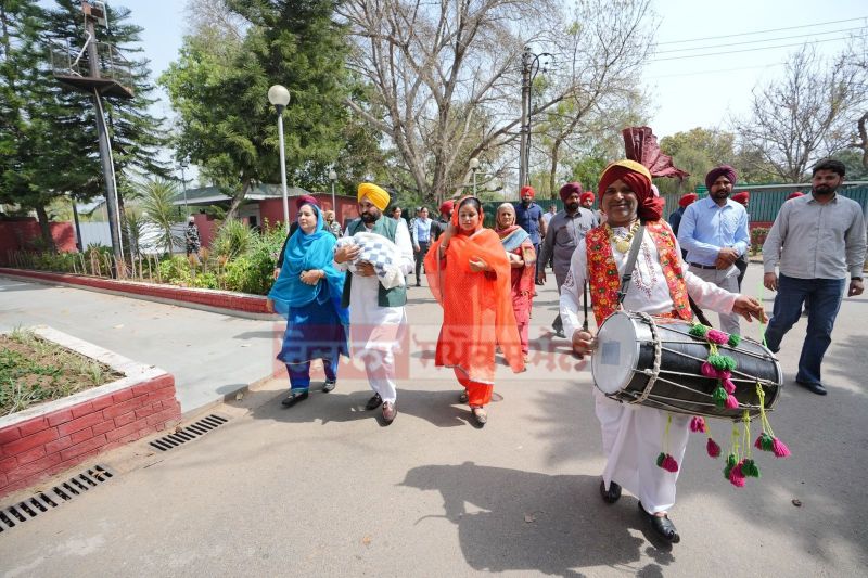 CM Bhagwant Mann Daughter: