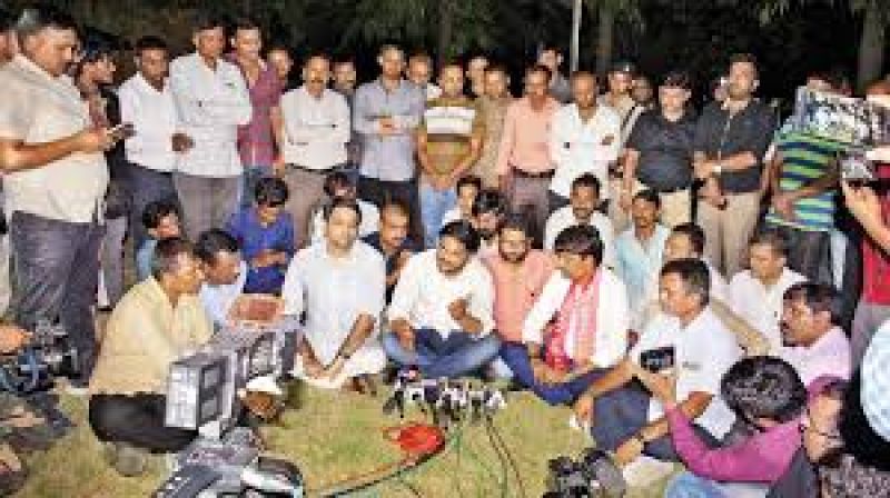 hardik patel, jignesh mevani and others