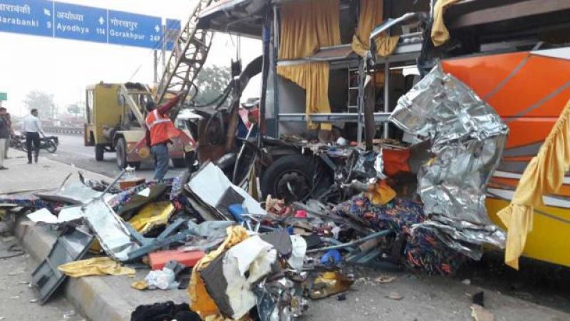 Delhi to Bihar bus accident, 5 dead