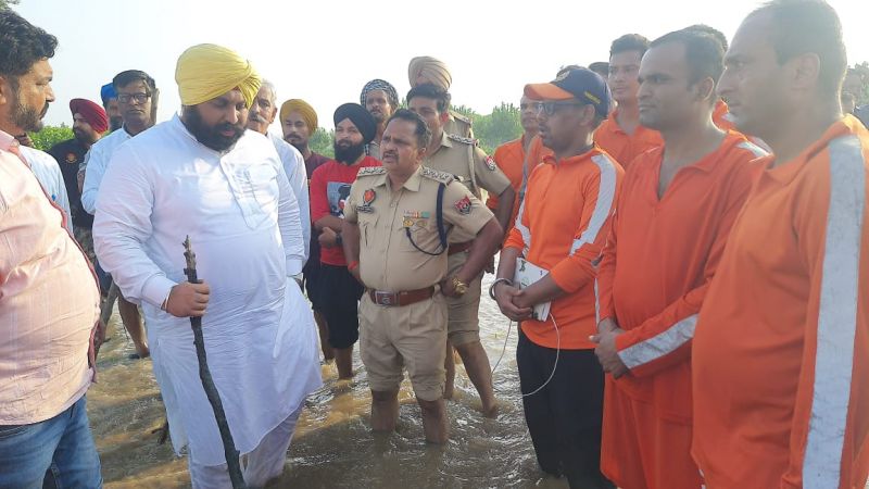 Cabinet Minister Harjot Bains in Flood Affected Area
