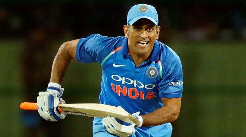 Cricket legend MS Dhoni receives Padma Bhushan