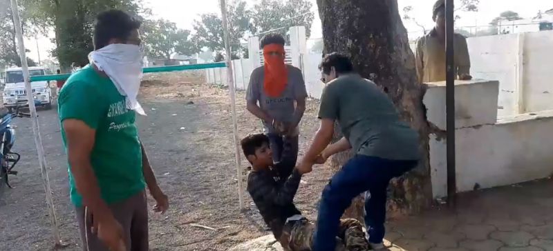 Sri Ram Sena activists beat Muslim boys for having suspected beef