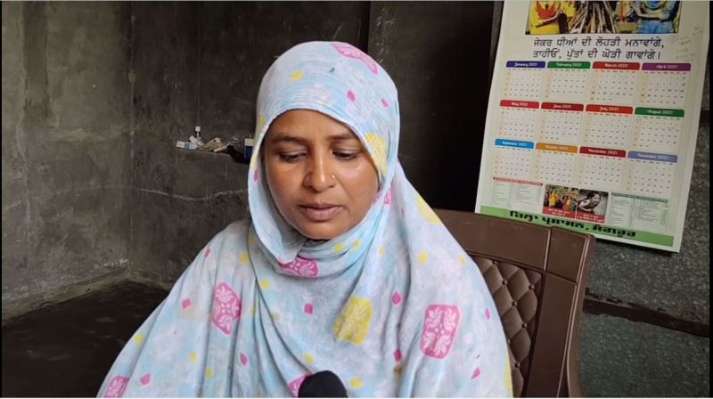 Father of 3 children who have been bedridden for 20 years