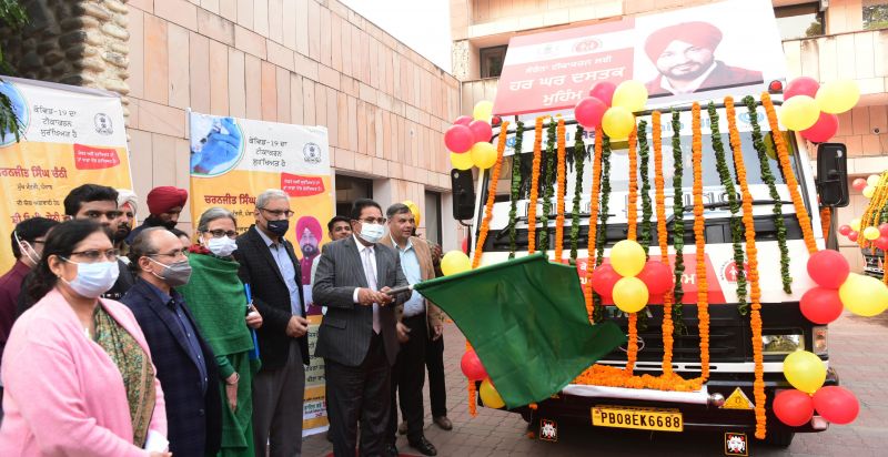  O.P. Soni flags off awareness vans to boost covid vaccination through