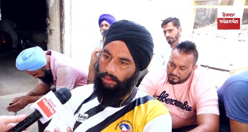 Spokesman di sath at village Badrukhan