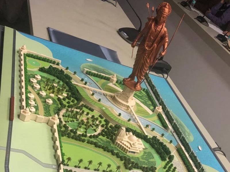 The Presentation Of The Statue