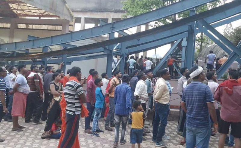 At least 2 dead in Jharkhand cable car accident