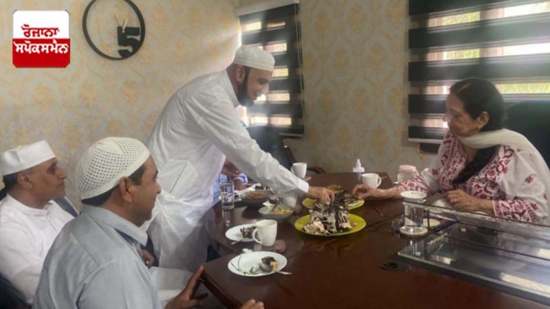 Sikh Muslim Sanjha delegation at Rozana Spokesman Office