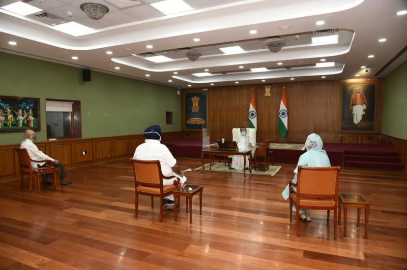 SAD delegation meets Naidu on governance reforms in PU