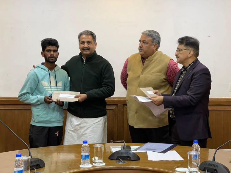 Singla hands over appointment letters to 20 newly appointed employees in PWD