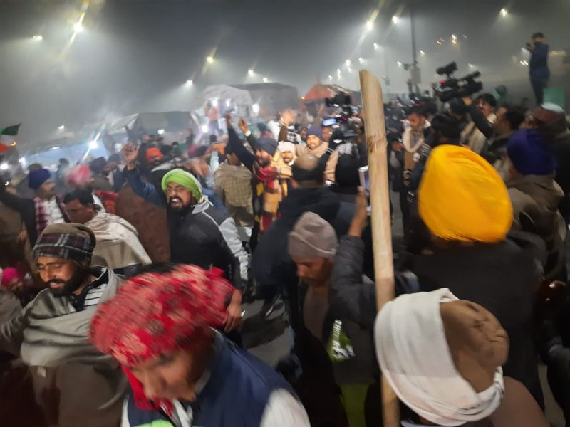 Hundreds of farmers move to rejoin Singhu, Ghazipur, Tikri protests