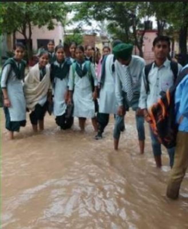 Declaration of leave due to water standing in schools in this district of Punjab