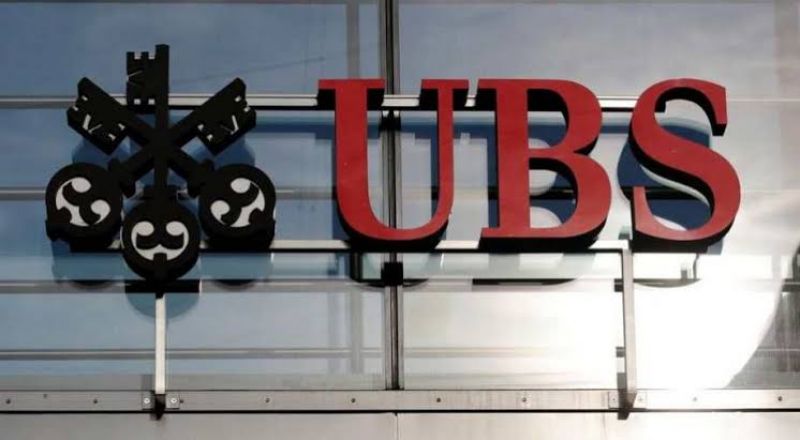 Billionaires' wealth falls for the first time in a decade