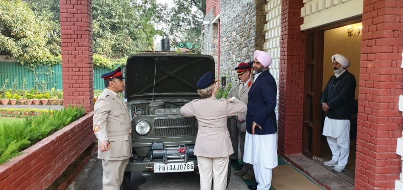 Personal visit of British Army to FM residence