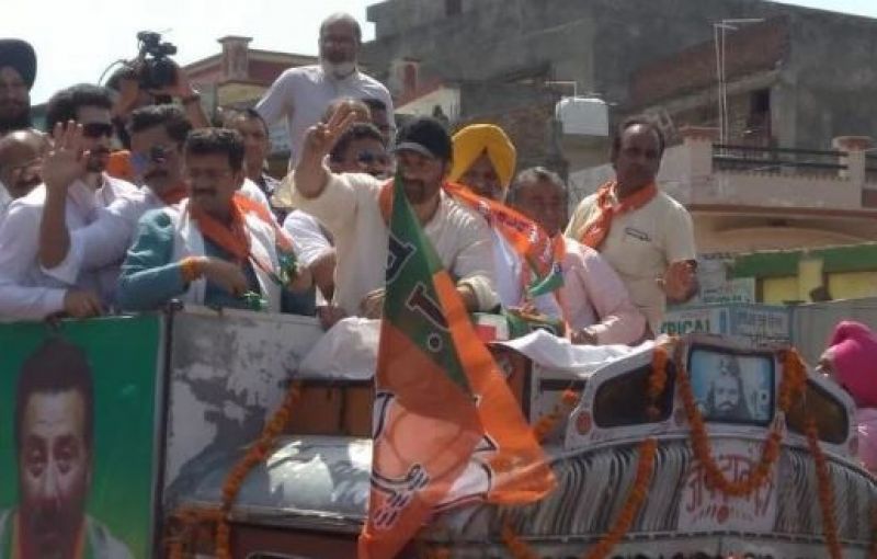 Sunny Deol's Road Show