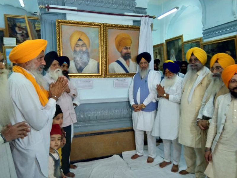 Portraits of Shaheed Bhai Mahinga Singh and Bhai Avtar Singh adorned in Central Sikh Museum