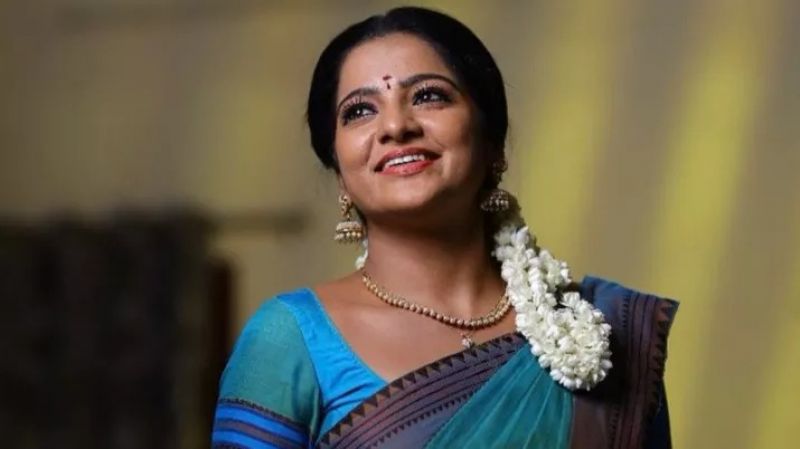 Popular TV actor VJ Chitra found dead in Chennai