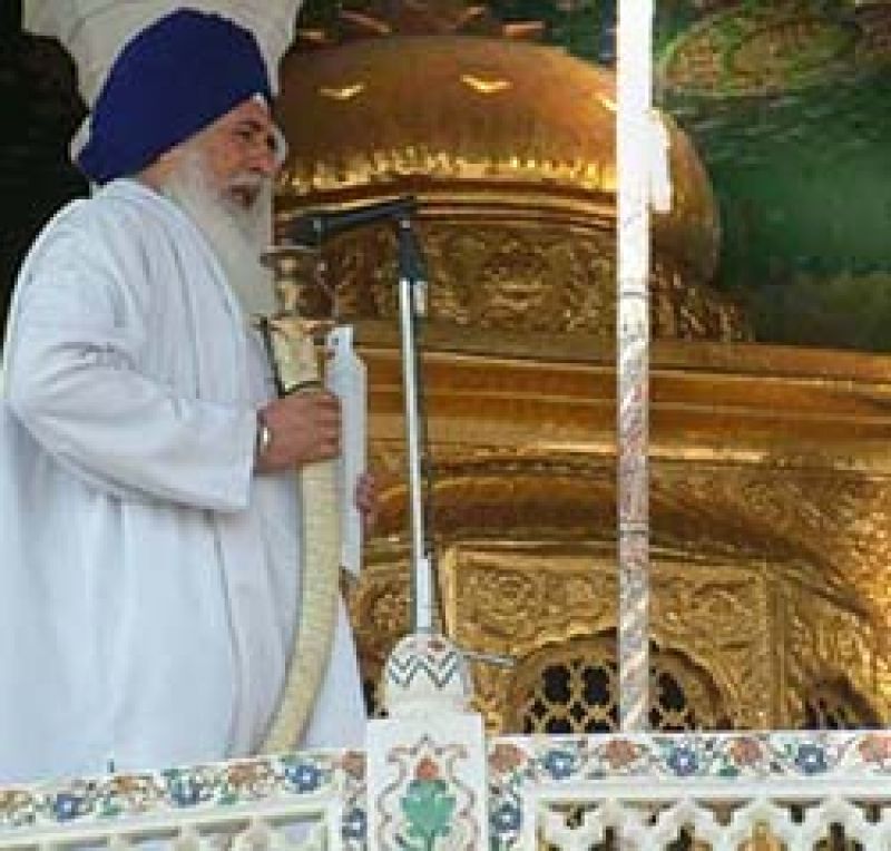 Giani Joginder Singh Vedanti, Jathedar, Akal Takht, reads out the hukamnama 