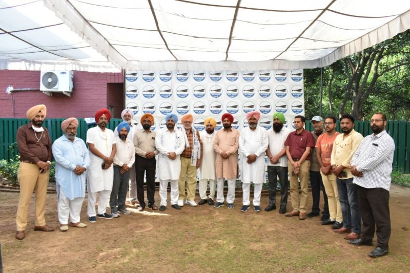 Olympian hockey players join AAP