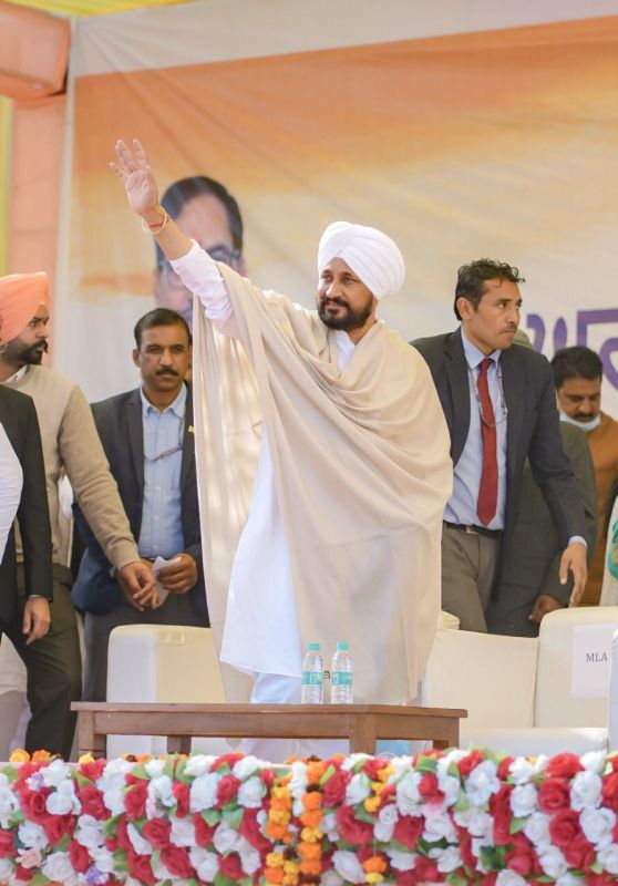 cm charanjit singh channi in pathankot