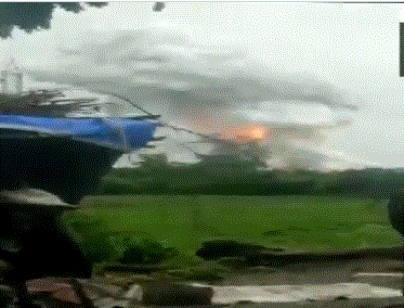 Big blast at Pataka factory in Maharashtra