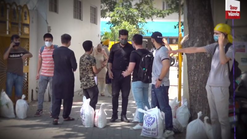 Khalsa Aid helping Afghan students 