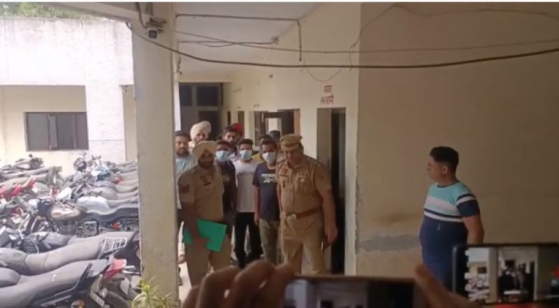 Gurdaspur police arrested four smugglers with 16 kg heroin