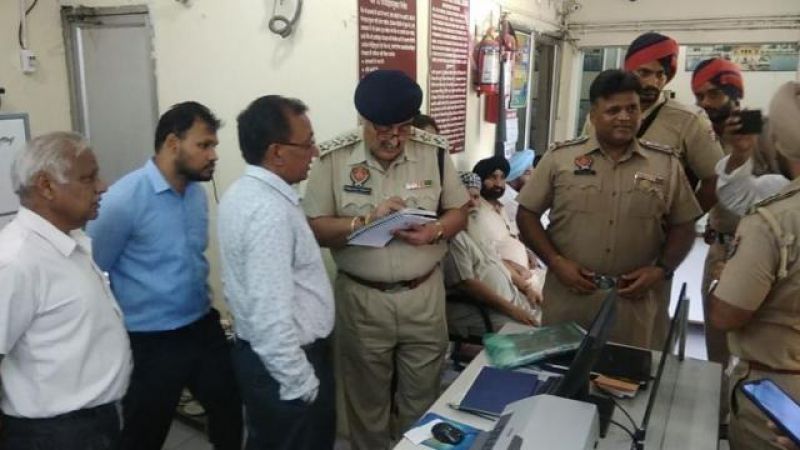 Robbery in PNB Phagwara