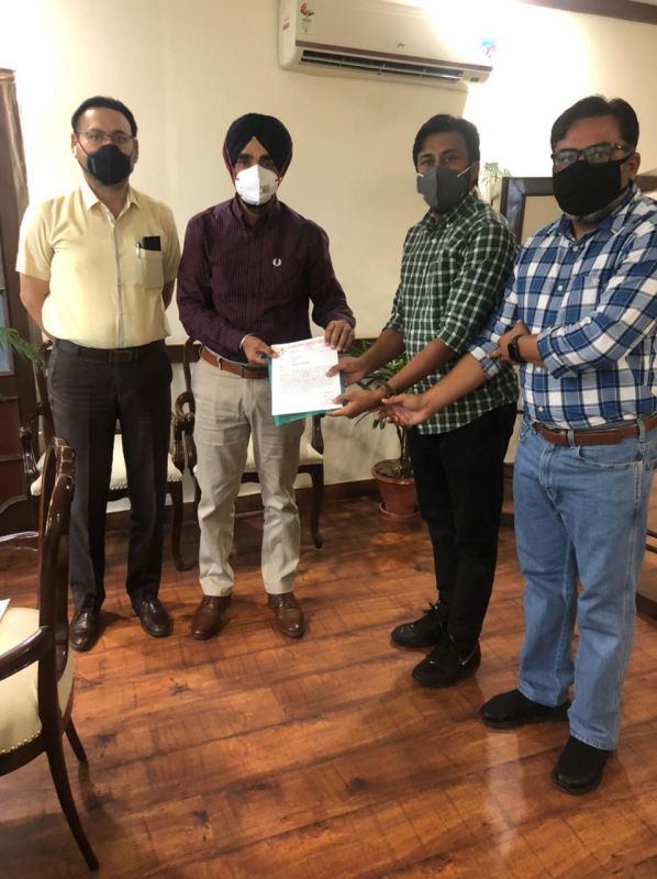  DIRECTOR SPORTS ASSURES