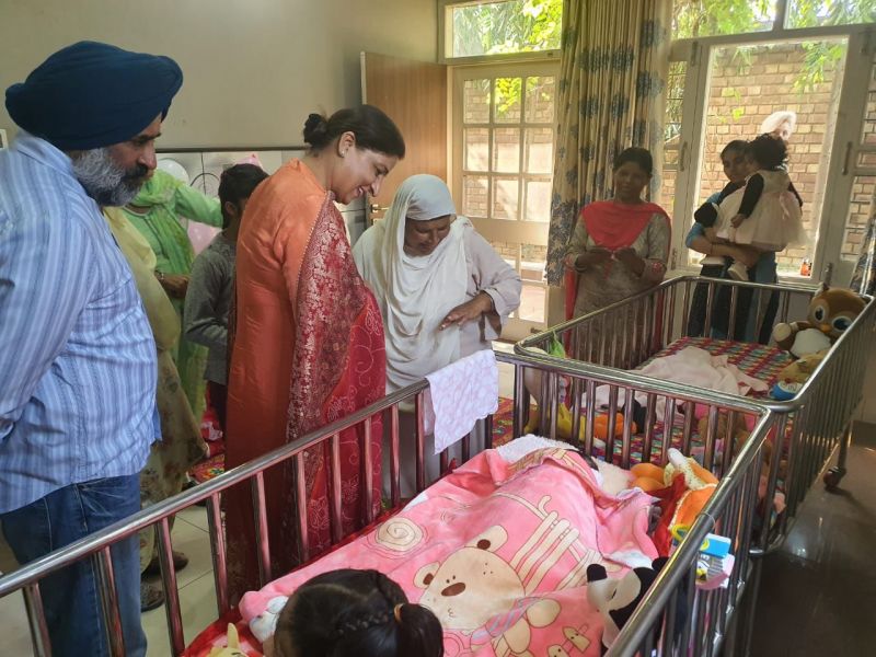 Pargat Singh spent time with helpless children of Unique Home