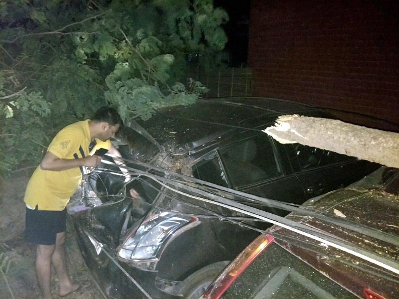 50 people killed as storm rain hit up andhra pradesh west bengal and delhi ncr