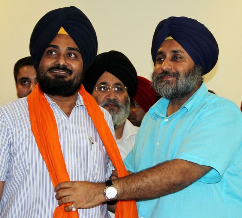 Charanjit Brar, Sukhbir Badal 