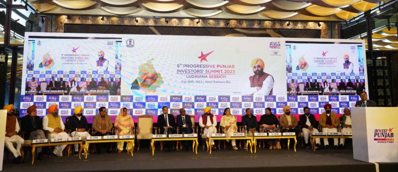 Punjab CM Interacting with industrialists 