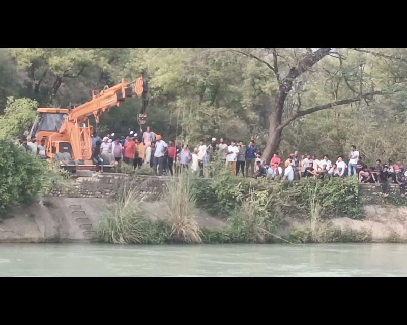 youth fell into canal with tractor